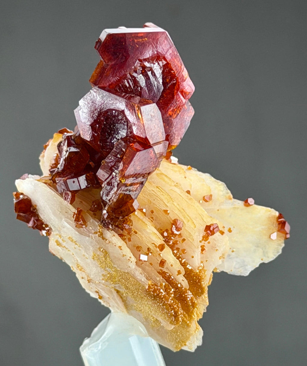 Vanadinite with Barite in perfect Conditions -Vanadinite lovers -
